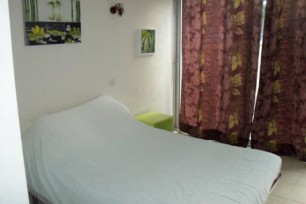 Apt Climatise T3 Saint Pierre La Mer, Terrasse, Jardin Et Parking Prive 플뢰리 외부 사진